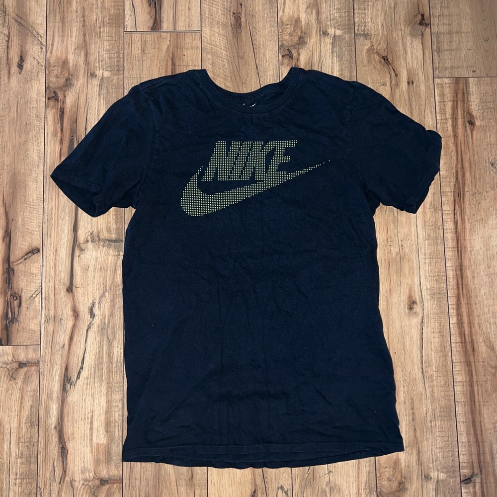 nike tee